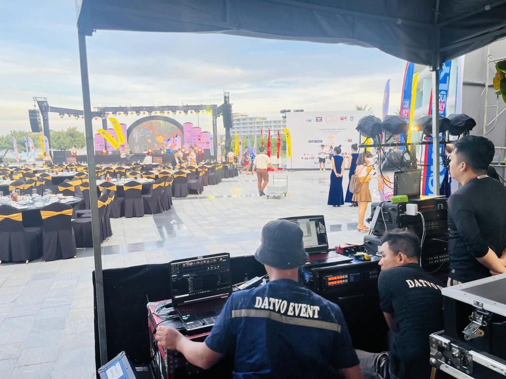 cho thuê led quy nhon